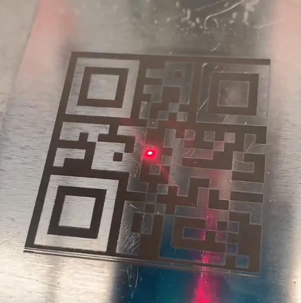 不锈钢板激光打标（二维码、LOGO、图案、文字）操作演示